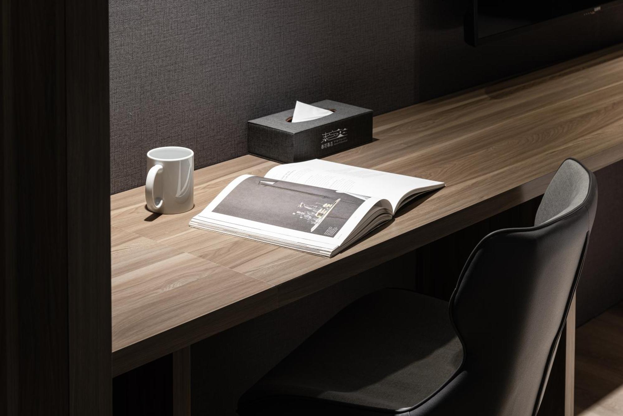 Autumn Willow Hotel Taichung Bagian luar foto